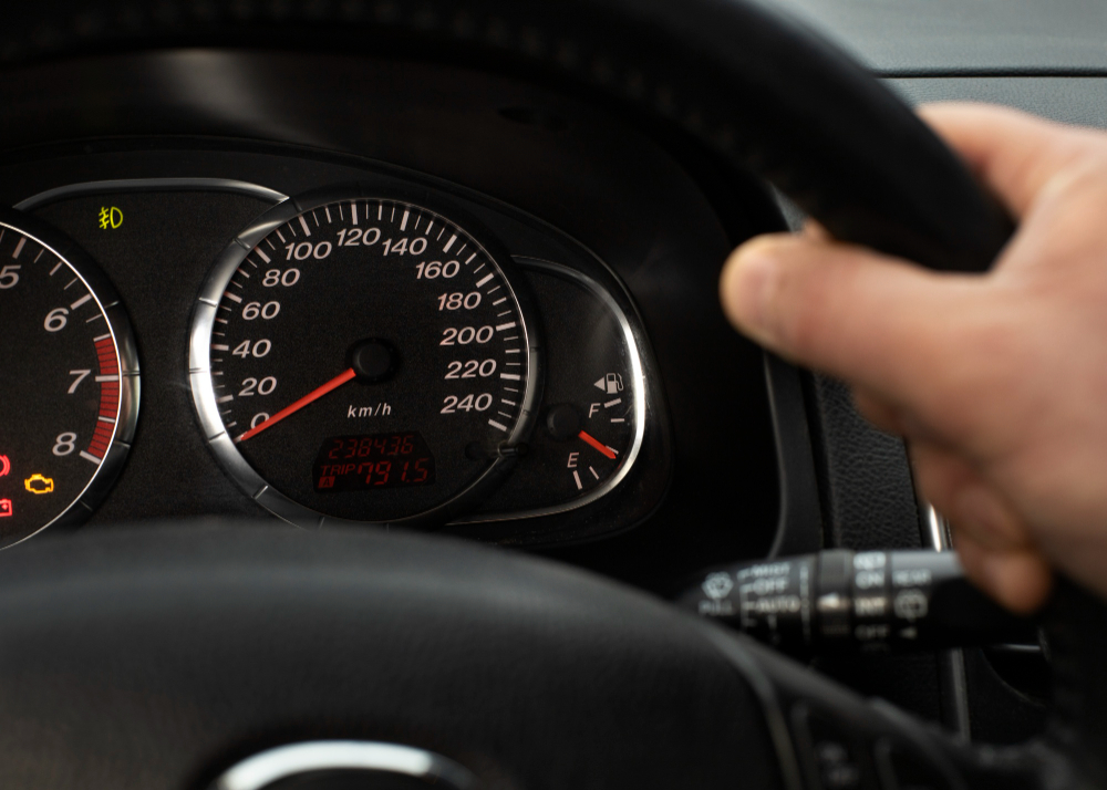 A car’s mileage, highlighting its role in helping to lower car insurance premiums in 2025