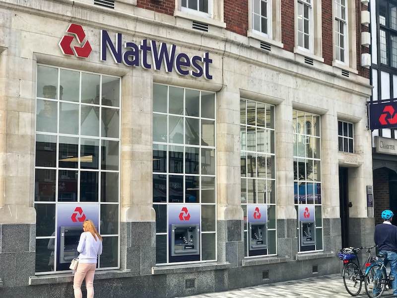 NatWest-slashes-savings-rates
